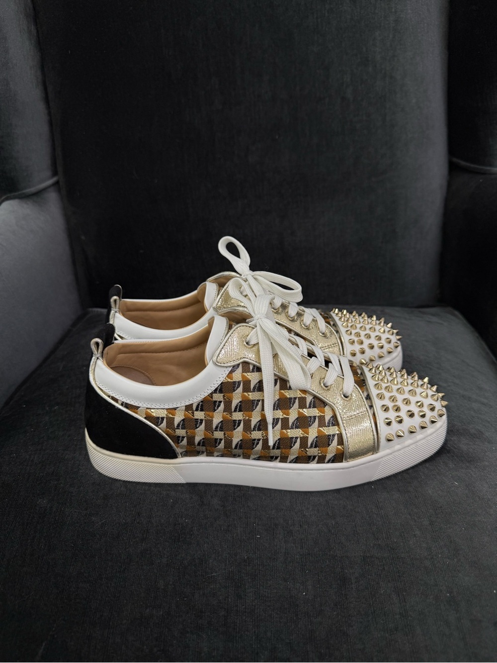 Christian Louboutin Low Top Sneakers 41 1/2